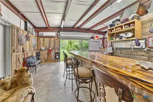 209 Sunset Dr, Edna, TX 77957 - Photo 28