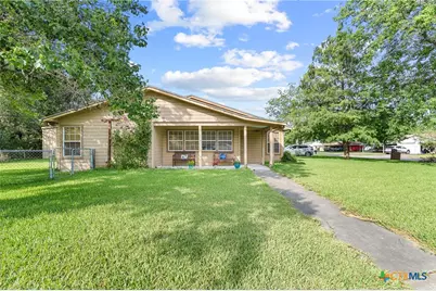 209 Sunset Drive, Edna, TX 77957 - Photo 1
