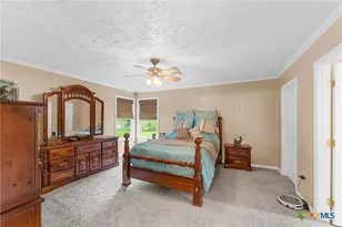 209 Sunset Dr, Edna, TX 77957 - Photo 8