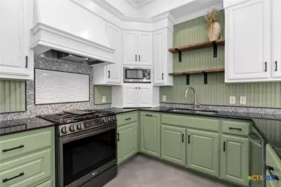 613 Springs Nursery, New Braunfels, TX 78130 - Photo 16