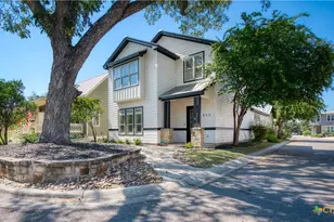 613 Springs Nursery, New Braunfels, TX 78130 - Photo 2