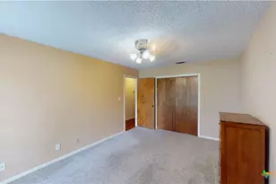 605 Broadmoor St, Victoria, TX 77904 - Photo 16