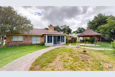 605 Broadmoor Street, Victoria, TX 77904 - Photo 32