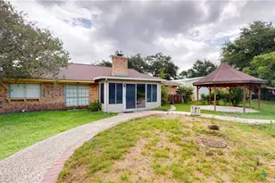 605 Broadmoor St, Victoria, TX 77904 - Photo 32