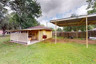 605 Broadmoor St, Victoria, TX 77904 - Photo 42