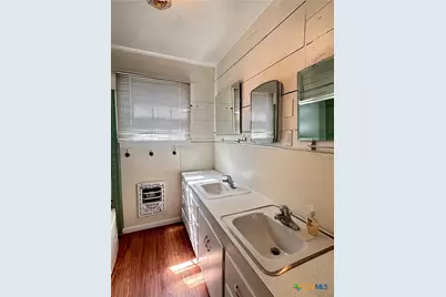 726 W San Antonio Street, San Marcos, TX 78666 - Photo 28