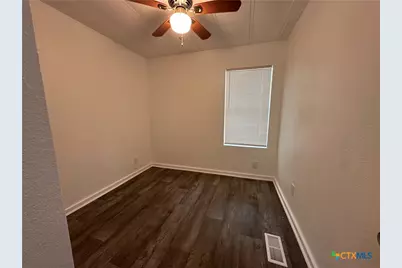 311 Meadow Lake Drive, Seguin, TX 78155 - Photo 16