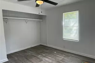 311 Meadow Lake Dr, Seguin, TX 78155 - Photo 14