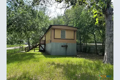 311 Meadow Lake Drive, Seguin, TX 78155 - Photo 6