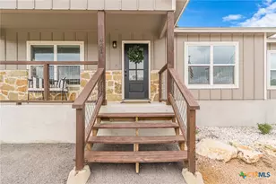 421 Smoking Rifle, Spring Branch, TX 78070 - Photo 4