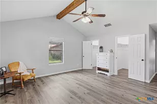 122 Twin Oak Rd, Seguin, TX 78155 - Photo 12