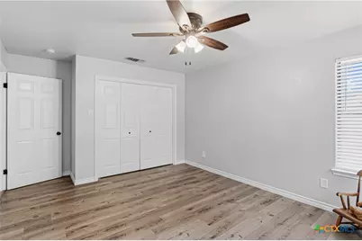 122 Twin Oak Road, Seguin, TX 78155 - Photo 18
