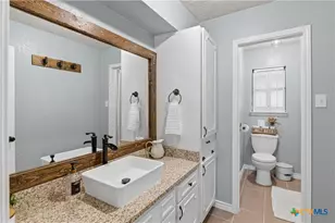 122 Twin Oak Rd, Seguin, TX 78155 - Photo 20