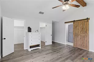 122 Twin Oak Rd, Seguin, TX 78155 - Photo 10