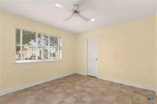 2832 Meadow Breeze, New Braunfels, TX 78132 - Photo 22