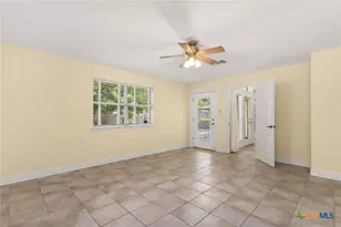 2832 Meadow Breeze, New Braunfels, TX 78132 - Photo 14