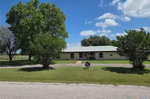 113 Leisure Acres Dr, Gatesville, TX 76528 - Photo 2