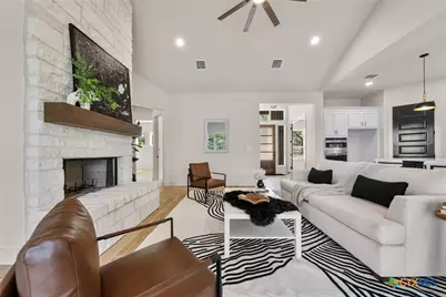 375 Shady Hollow, New Braunfels, TX 78132 - Photo 14