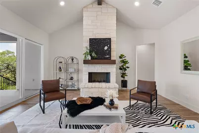375 Shady Hollow, New Braunfels, TX 78132 - Photo 14