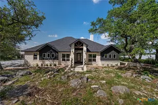 375 Shady Hollow, New Braunfels, TX 78132 - Photo 2