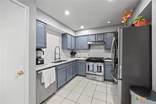 908 Tayside Dr, Pflugerville, TX 78660 - Photo 14