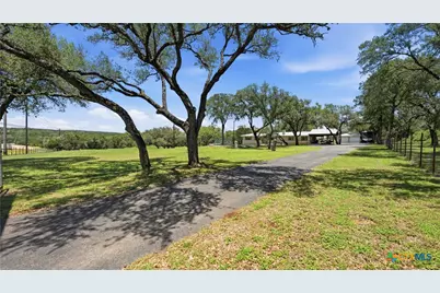 2694 Fm 2722, New Braunfels, TX 78132 - Photo 12
