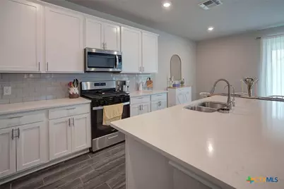152 Honey Oak Lane, New Braunfels, TX 78130 - Photo 12