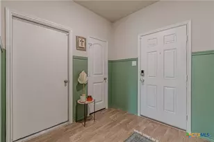 844 Peccary Pl, Seguin, TX 78155 - Photo 6