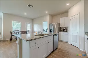 844 Peccary Pl, Seguin, TX 78155 - Photo 22