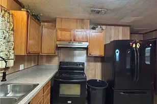 101 Cassie St, Port O'Connor, TX 77982 - Photo 14