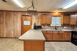 101 Cassie St, Port O'Connor, TX 77982 - Photo 12