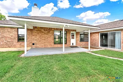 124 Country Gardens Gardens, La Vernia, TX 78121 - Photo 10