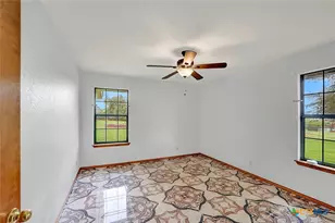 124 Country Gardens, La Vernia, TX 78121 - Photo 26