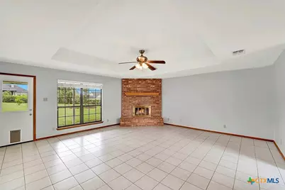 124 Country Gardens Gardens, La Vernia, TX 78121 - Photo 14