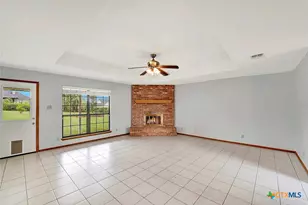 124 Country Gardens Gardens, La Vernia, TX 78121 - Photo 14