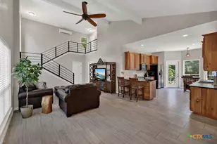 3055 Lakeview Dr, Canyon Lake, TX 78133 - Photo 8