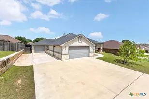 2527 Alpine Fir Dr, Harker Heights, TX 76548 - Photo 2