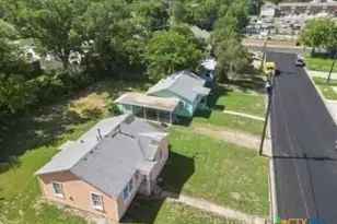 1410 Mulford St, Killeen, TX 76541 - Photo 1