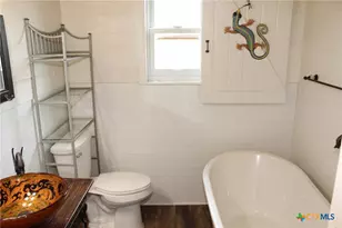 211 E Hogan Dr, Copperas Cove, TX 76522 - Photo 12