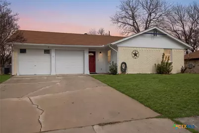 211 E Hogan Drive, Copperas Cove, TX 76522 - Photo 1