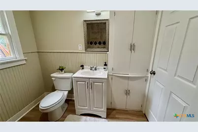 904 Bismark Street, Seguin, TX 78155 - Photo 18