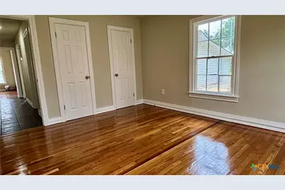 904 Bismark Street, Seguin, TX 78155 - Photo 20