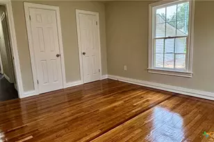 904 Bismark St, Seguin, TX 78155 - Photo 20