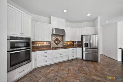 505 Persimmon Trail, New Braunfels, TX 78130 - Photo 26
