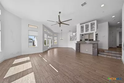 505 Persimmon Trail, New Braunfels, TX 78130 - Photo 18