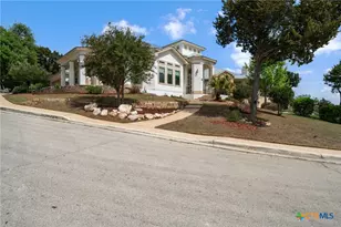 505 Persimmon Trail, New Braunfels, TX 78130 - Photo 8