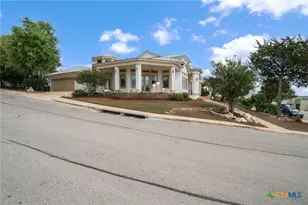 505 Persimmon Trail, New Braunfels, TX 78130 - Photo 10