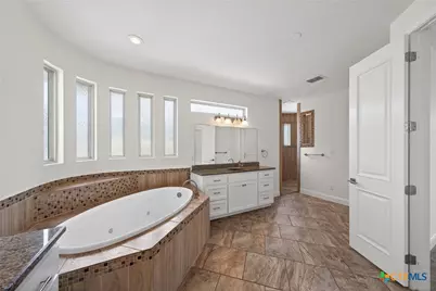 505 Persimmon Trail, New Braunfels, TX 78130 - Photo 34