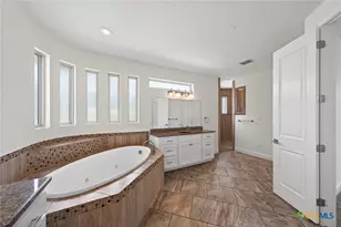505 Persimmon Trail, New Braunfels, TX 78130 - Photo 34