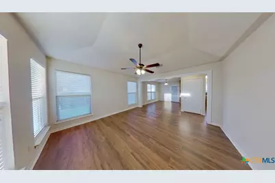 501 N Lampasas Street, Round Rock, TX 78664 - Photo 2